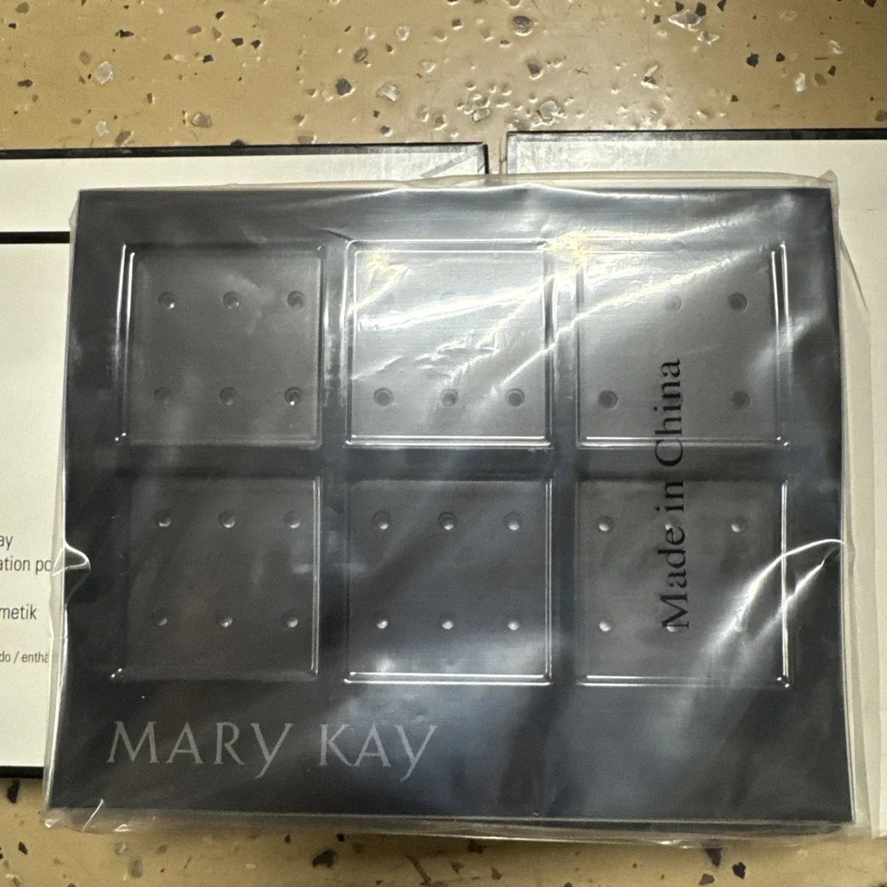 5 Mary Kay Cosmetic Display Tray Magnetic Palette Blush/Eyeshadow & Cover Tray